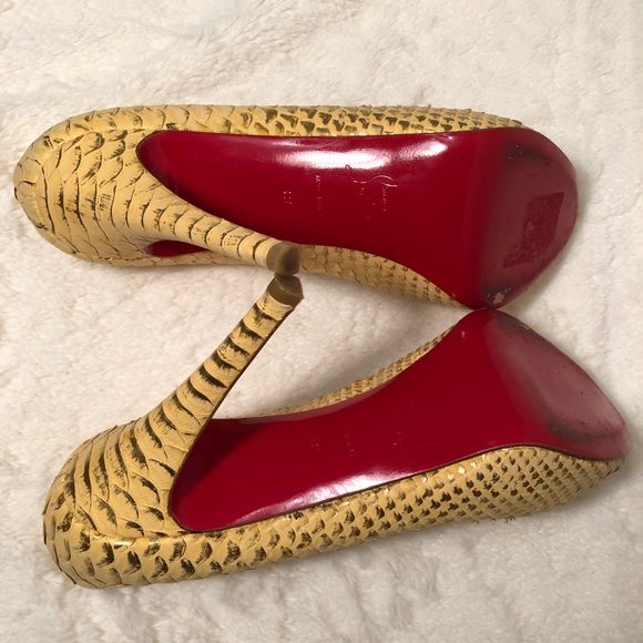 Christian Louboutin peep toe pumps - Picture 5 of 8